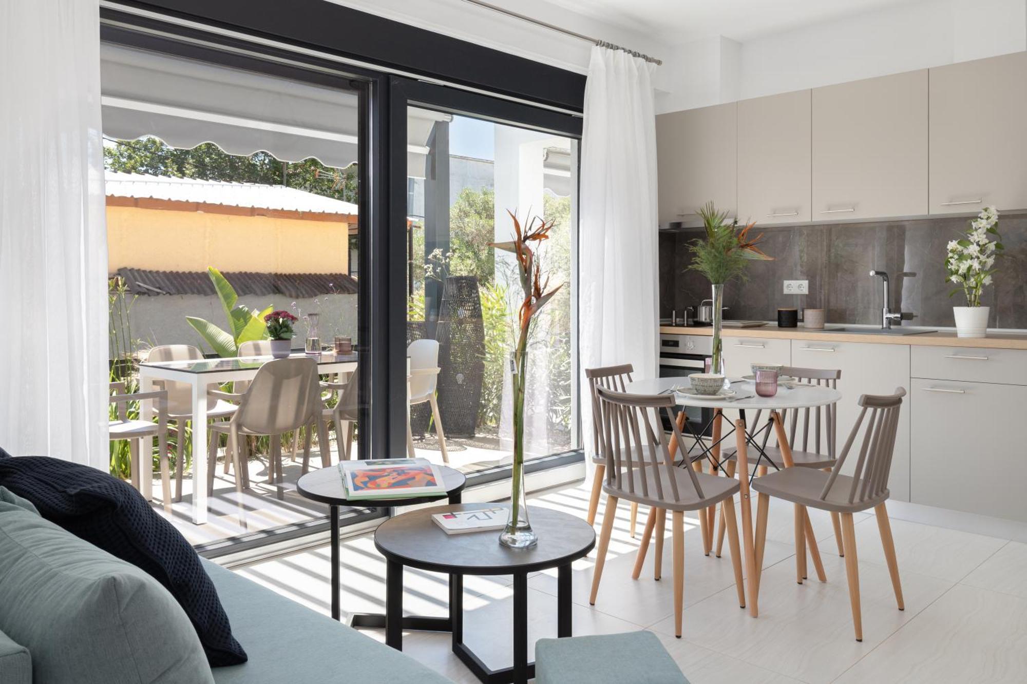 Kleoniki & Irida Residential Complexes Apartment Офринион Екстериор снимка