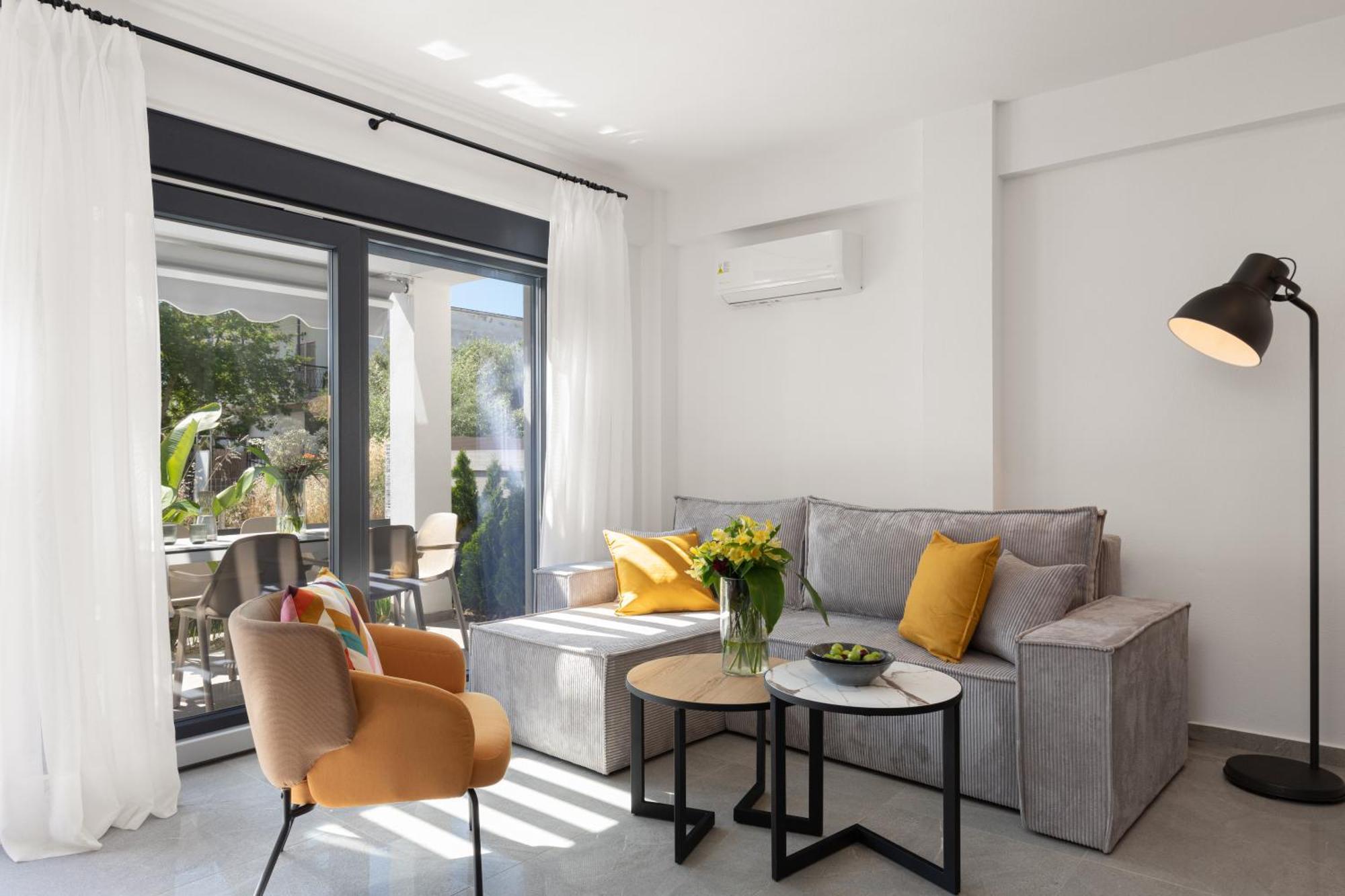 Kleoniki & Irida Residential Complexes Apartment Офринион Екстериор снимка