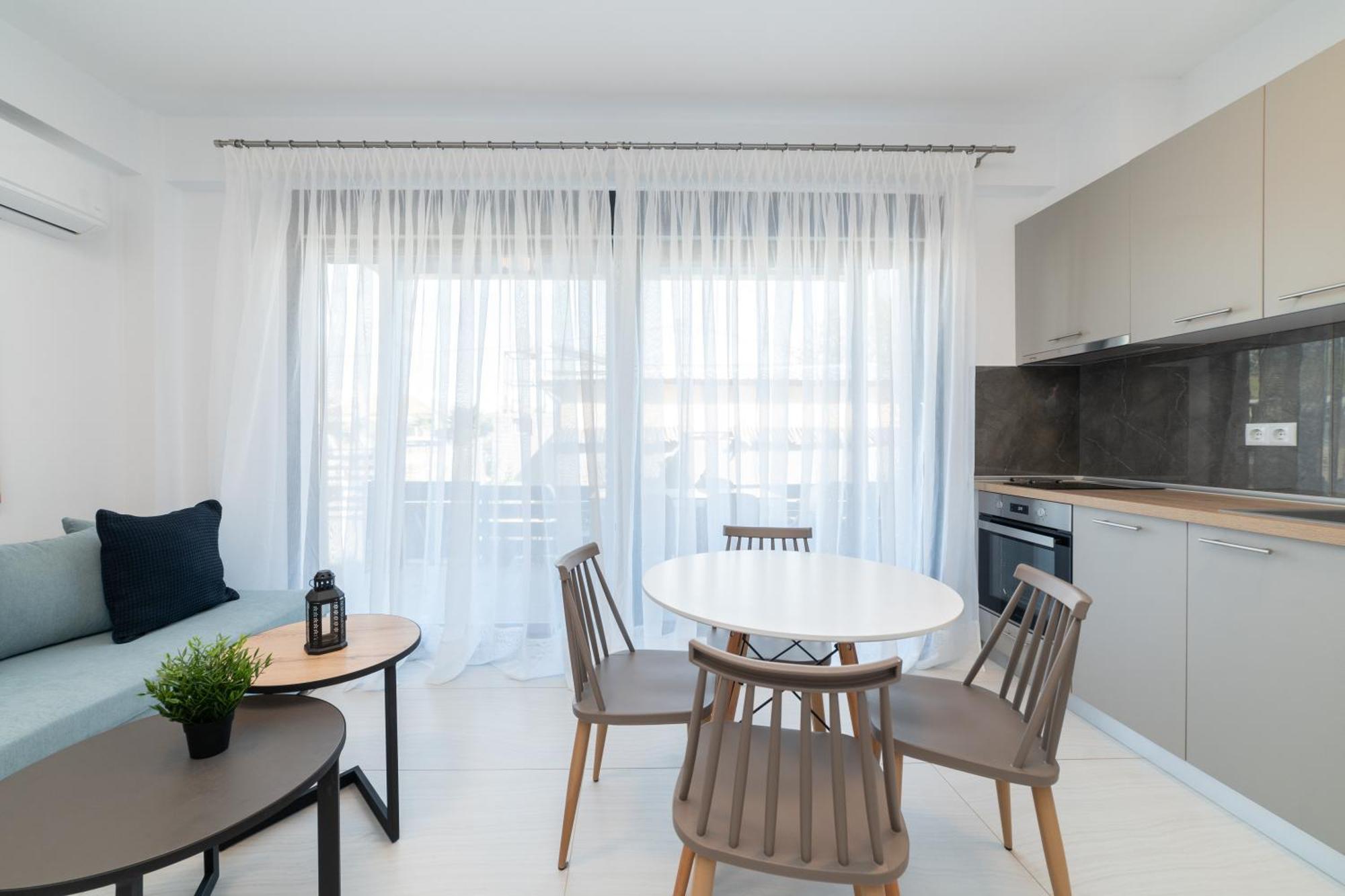 Kleoniki & Irida Residential Complexes Apartment Офринион Екстериор снимка